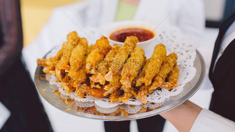消化饼干与粗粮饼干：营养成分的微妙差异**